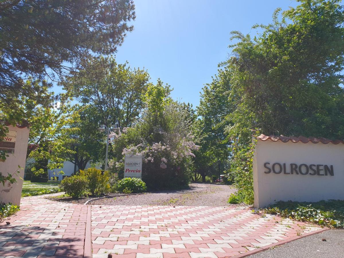 Laegenhet Thujan, Solrosen I Simrishamn-Oesterlen Esterno foto